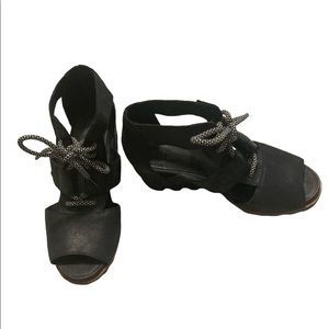 Sorel Women's Joanie II Lace Wedge Sandals